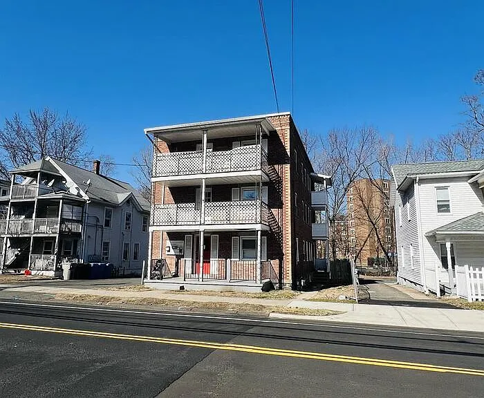 74 Park St #3 — Photo 17