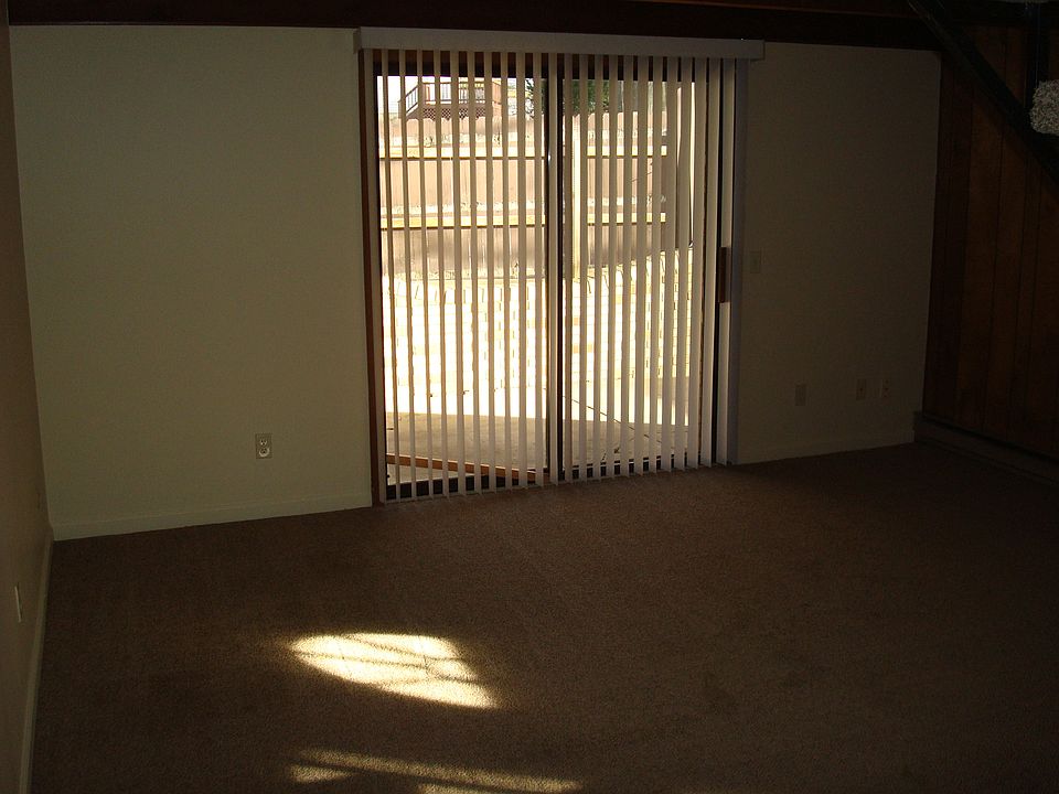 Livingroom to walk out patio