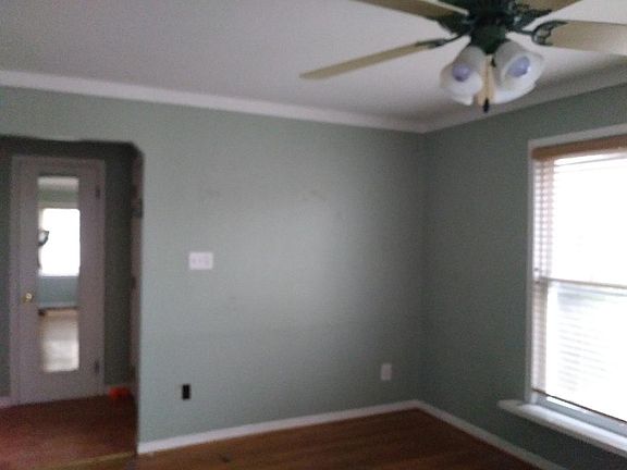 4th image of 19010 Woodbine St