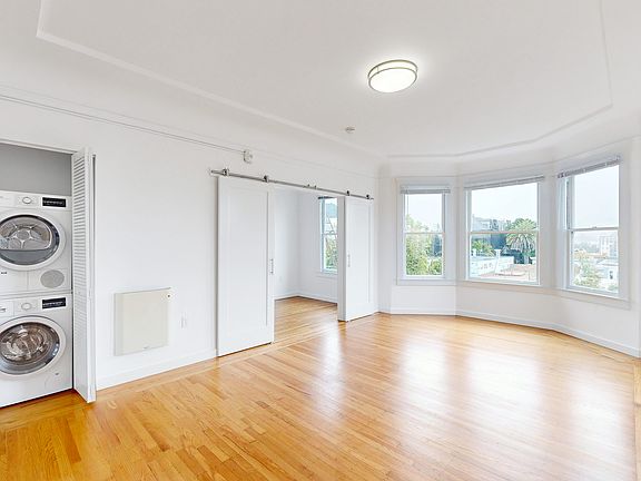 2nd image of 938 Hayes St #6