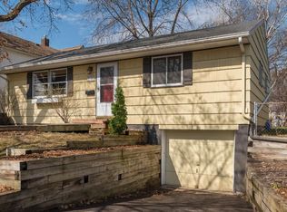 2904 31st Ave S, Minneapolis, MN 55406