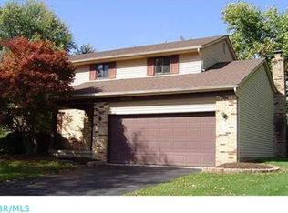 10256 N Crosset Hill Dr, Pickerington, OH 43147