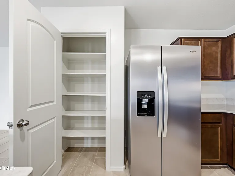24661 W Jessica Ln — Photo 20