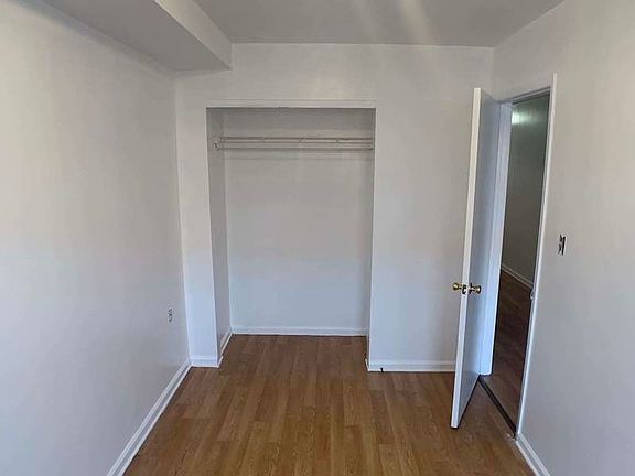 4th image of 34-36 10th St #2F