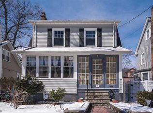 71-73 Richelieu Pl, Newark, NJ 07106