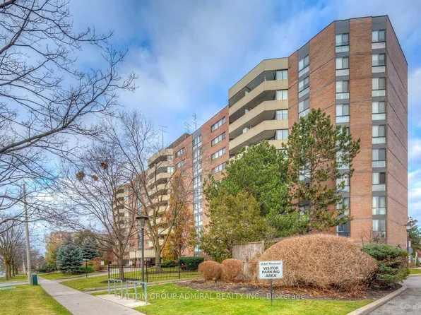 40 Baif Blvd Unit 105, Richmond Hill, ON L4C 5M9