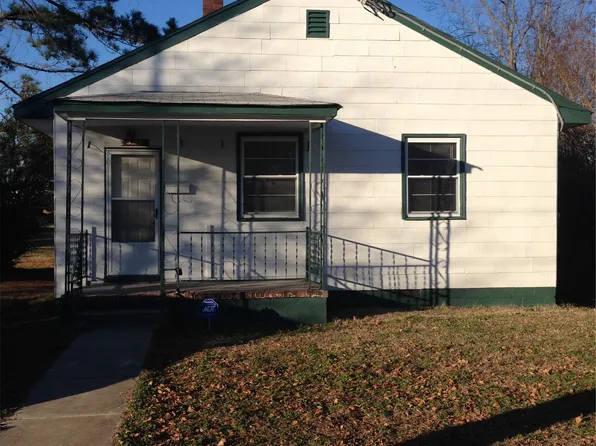 3328 Gwin St, Portsmouth, VA 23704