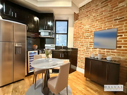 Rented by DALLAL | media 10