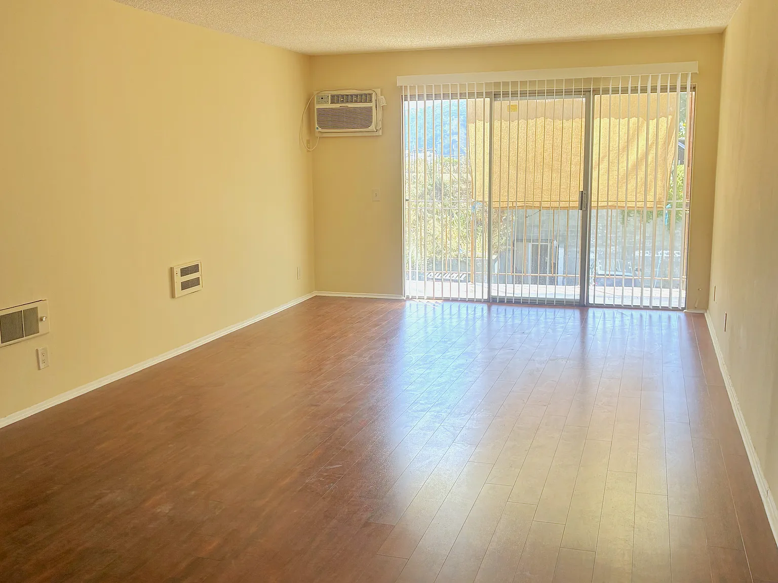 518 E. Cypress St. — Photo 3