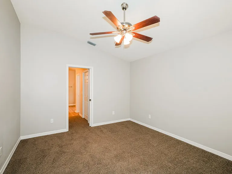 19616 Wyndmill Cir — Photo 10