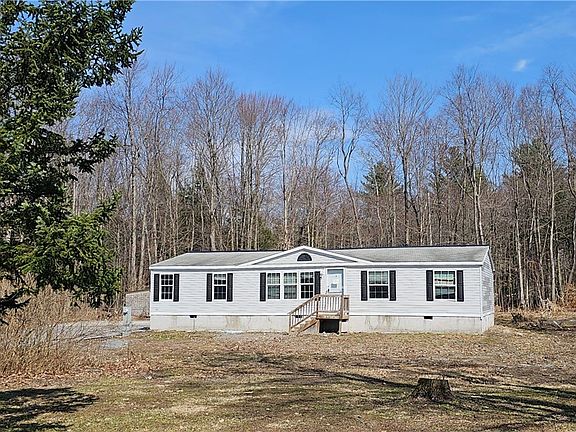 2nd image of 23182 Boyd Rd