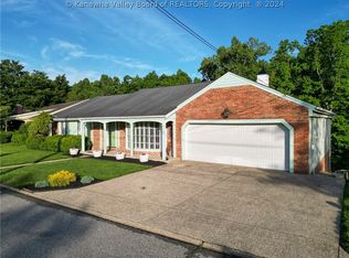 49 Hamill Rd, Huntington, WV 25701