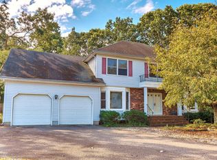 869 Chivas Dr, Toms River, NJ