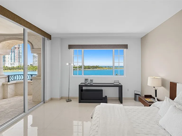 7141 Fisher Island Dr #7141 — Photo 19