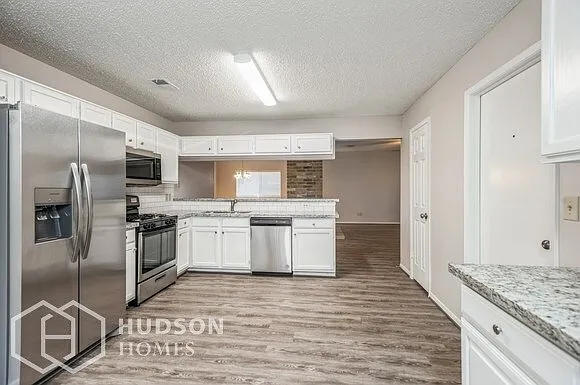 9415 Wallingham Dr — Photo 4