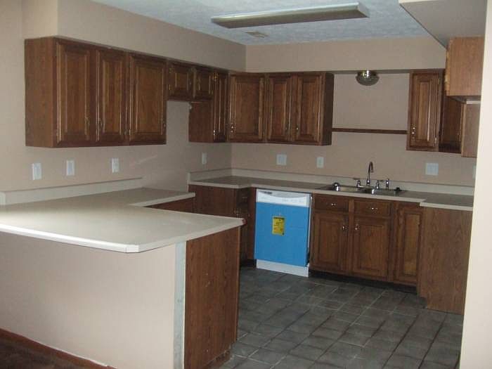 Sheffield 2032 2032 Sheffield St Middletown OH Zillow