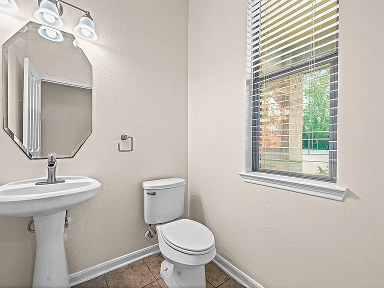 15623 Harris Canyon Ln — Photo 6