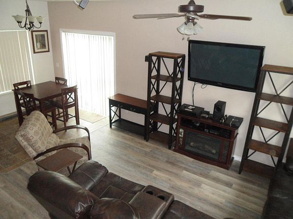 5th image of 7785 N Chauncy Ct