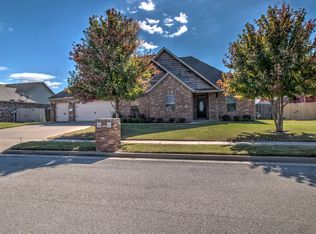 5407 Ashbrook Dr, Bartlesville, OK 74006