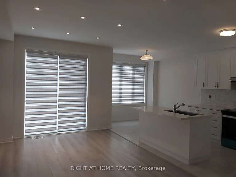 107 Schmeltzer Cres — Photo 11