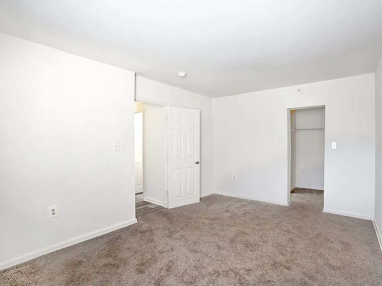 Highland Terrace Apartments — Photo 7