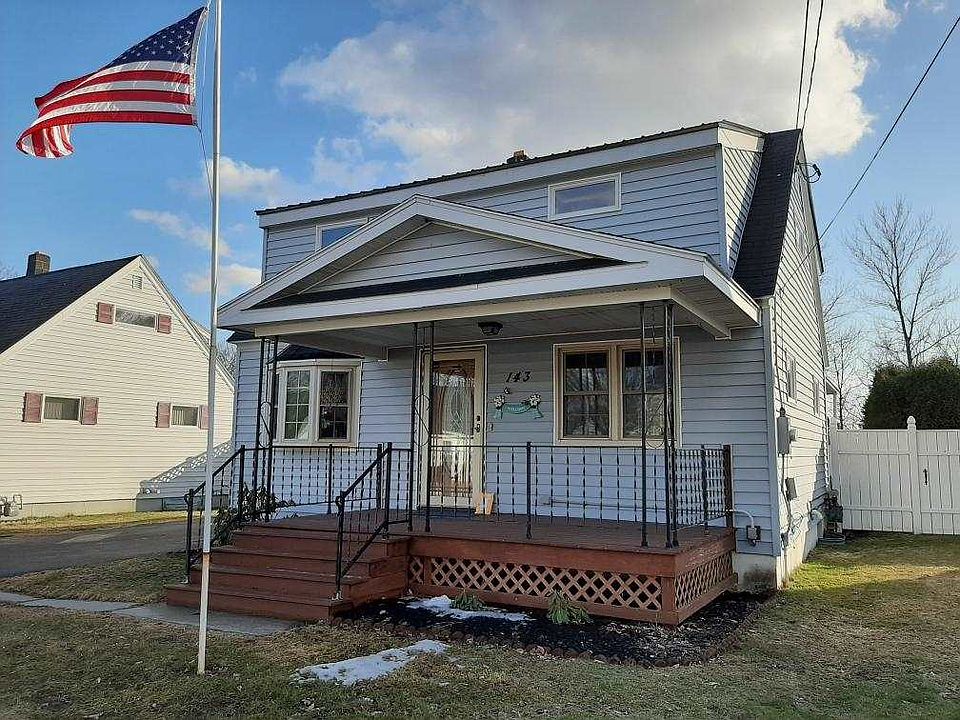 1st image of 143 Jefferson Ave