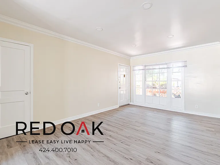 1810-1814 S Westmoreland Ave #18124 — Photo 4