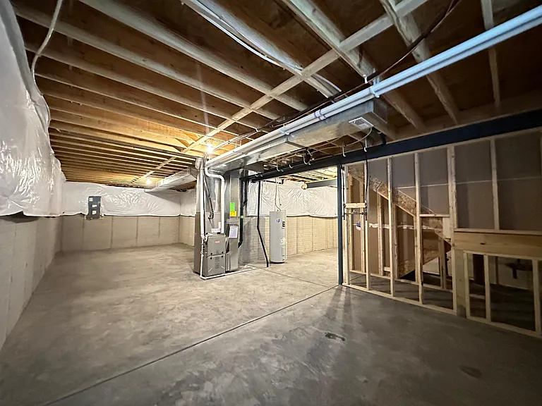 7083 Fenwick St NW — Photo 37