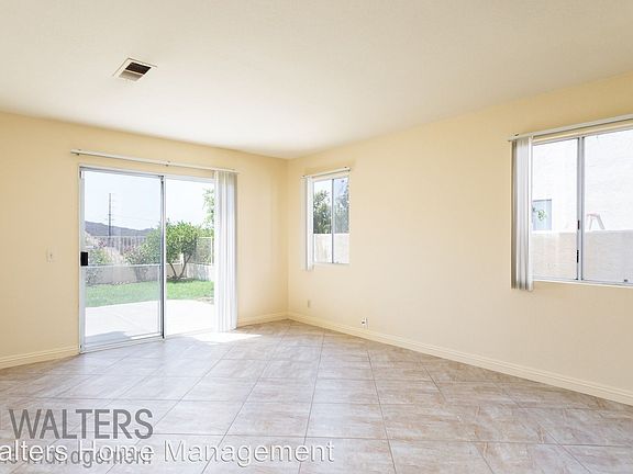 3rd image of 10816 Avenida De Los Lobos