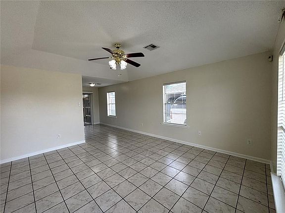 5th image of 2513 Rue Jesann