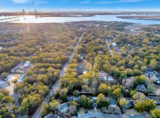 344 5th Ave, Mount Pleasant, SC 29464