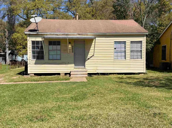 1408 W Curtis Ave, Orange, TX 77630