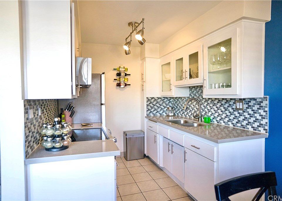 2nd image of 350 Cedar Ave Unit 308