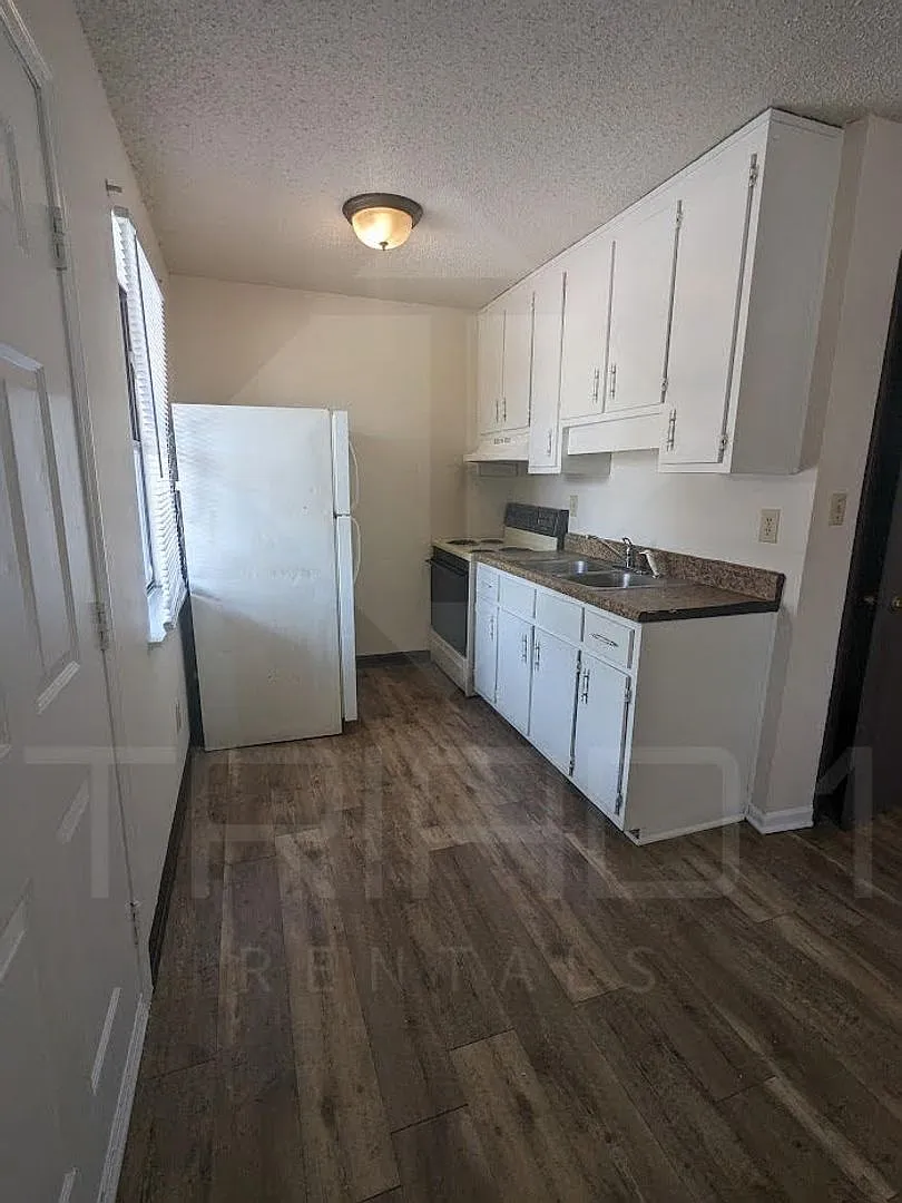 818 Meadow Ridge - WS — Photo 2