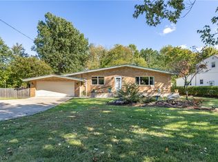 1369 Bradley Rd, Westlake, OH