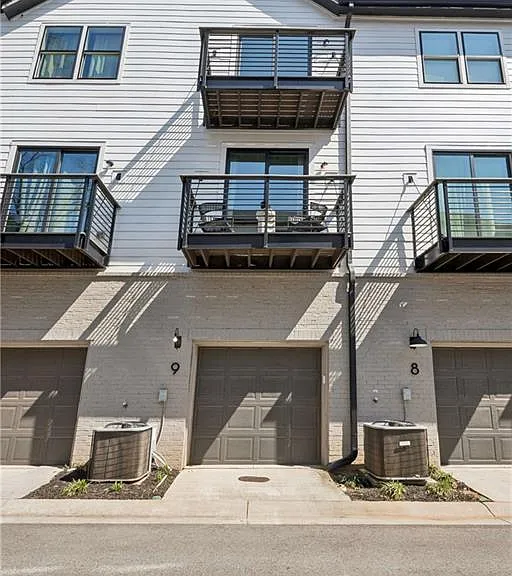 1350 May Ave SE #9 — Photo 39