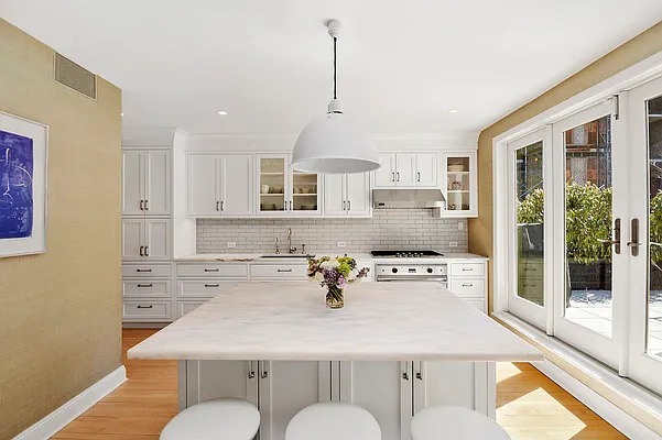 Sold by Corcoran | media 10