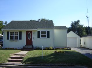 715 W 25th Ter, Higginsville, MO 64037