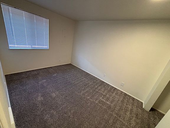 5th image of 5140 SE 72nd Ave