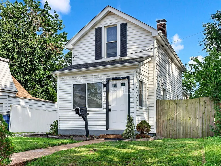 3610 Manhattan Ave — Photo 32