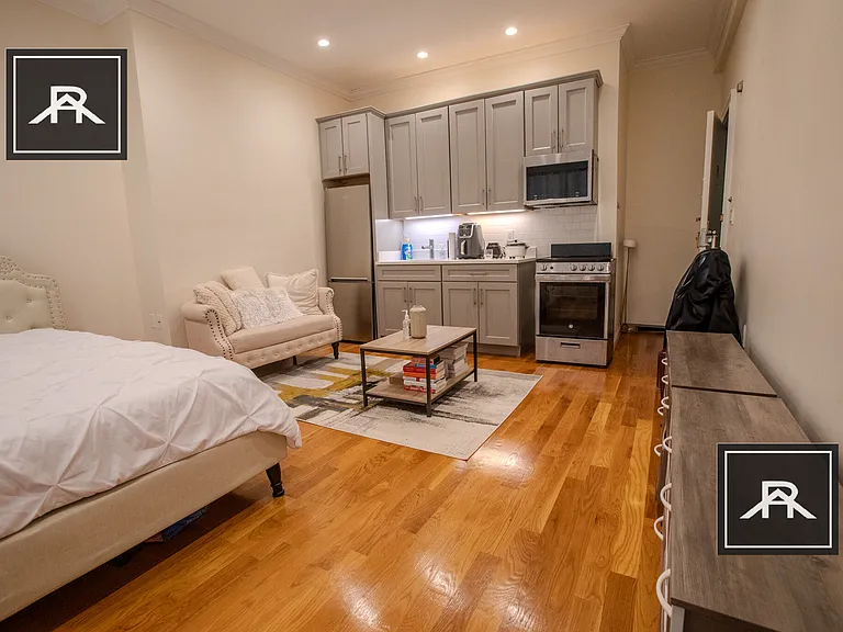 901 Beacon St #12 — Photo 2