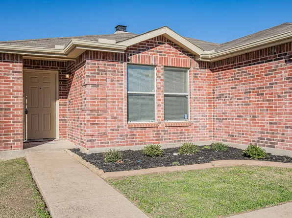 4048 Golden Horn Ln, Fort Worth, TX 76123