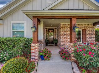 4210 Wickby St, Weston Lakes, TX 77441