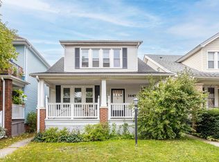 1445 Lakepointe St, Grosse Pointe Park, MI 48230