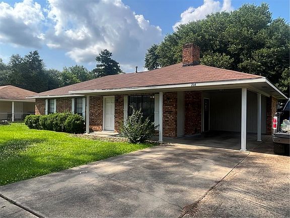 3rd image of 714 Azalea Ln