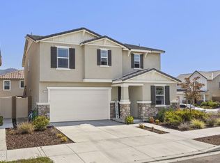 2136 Sunkist Dr, Santa Paula, CA 93060