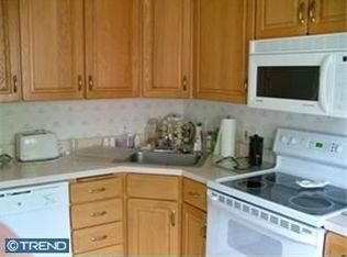 611 Sheffield Dr, Springfield, PA 19064