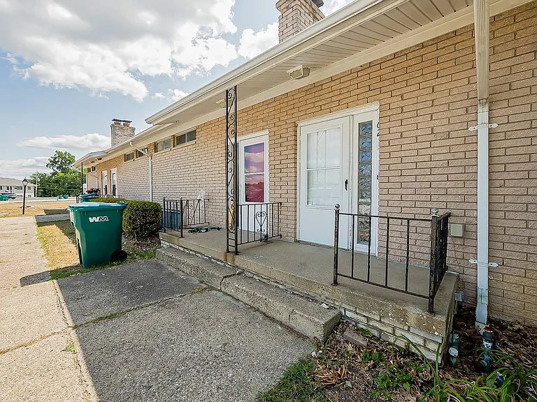 162 Summit View Ct — Photo 26