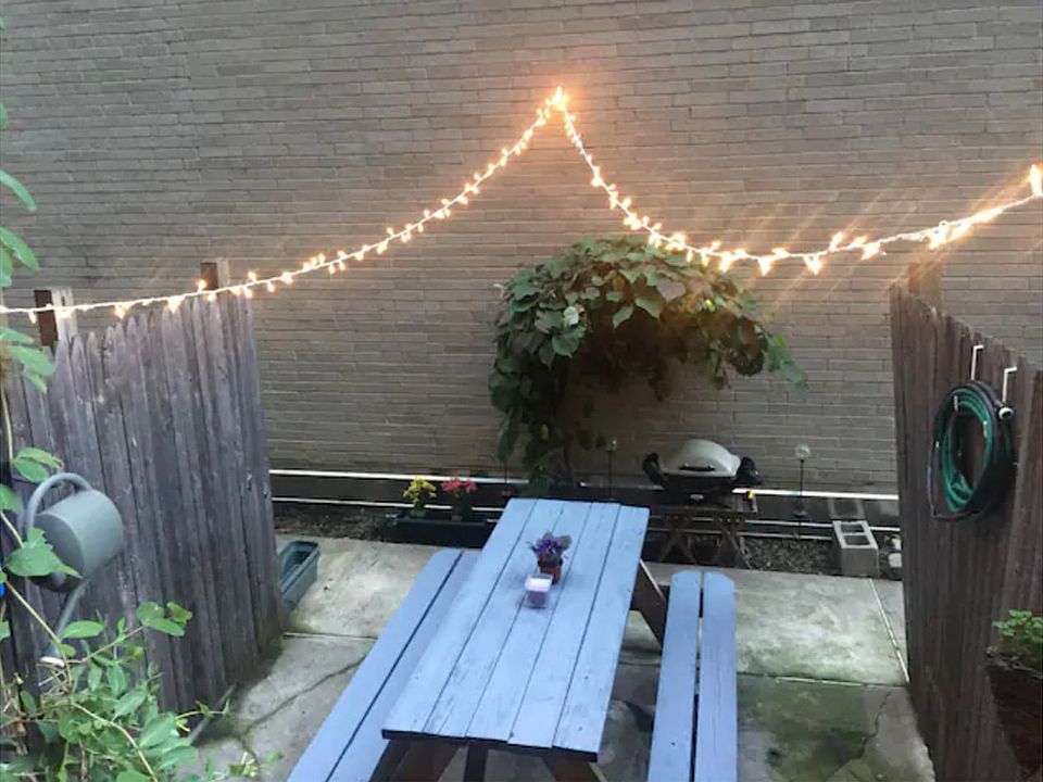 1st image of 449 W 37th St #11RE