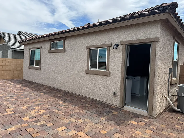 579 Quiet Serenade Ct — Photo 12